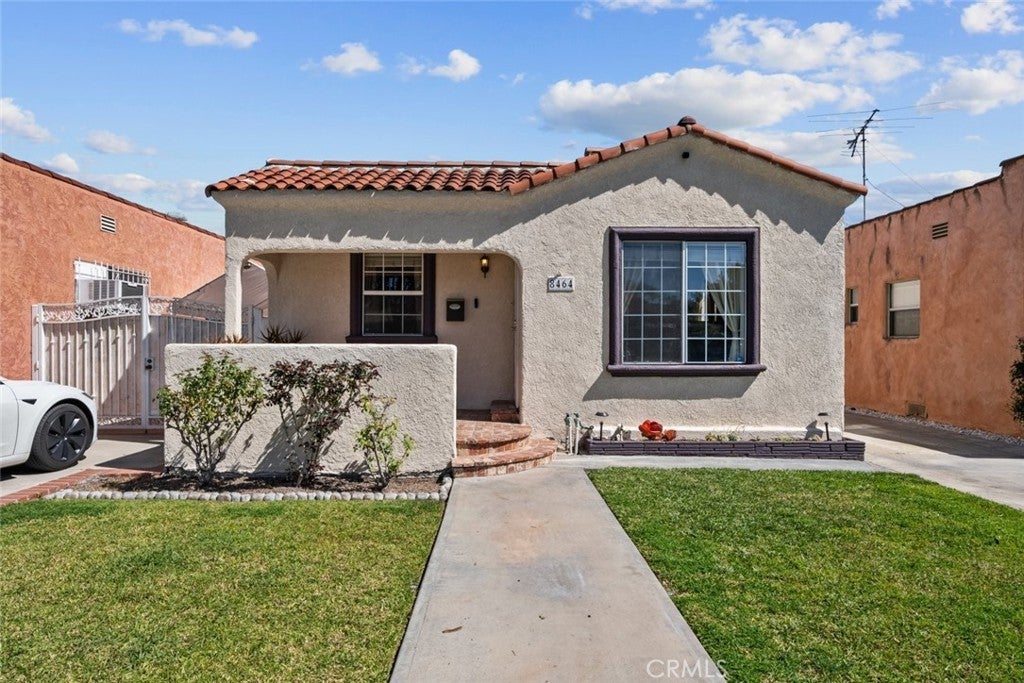 Photo of Listing #SR25153774