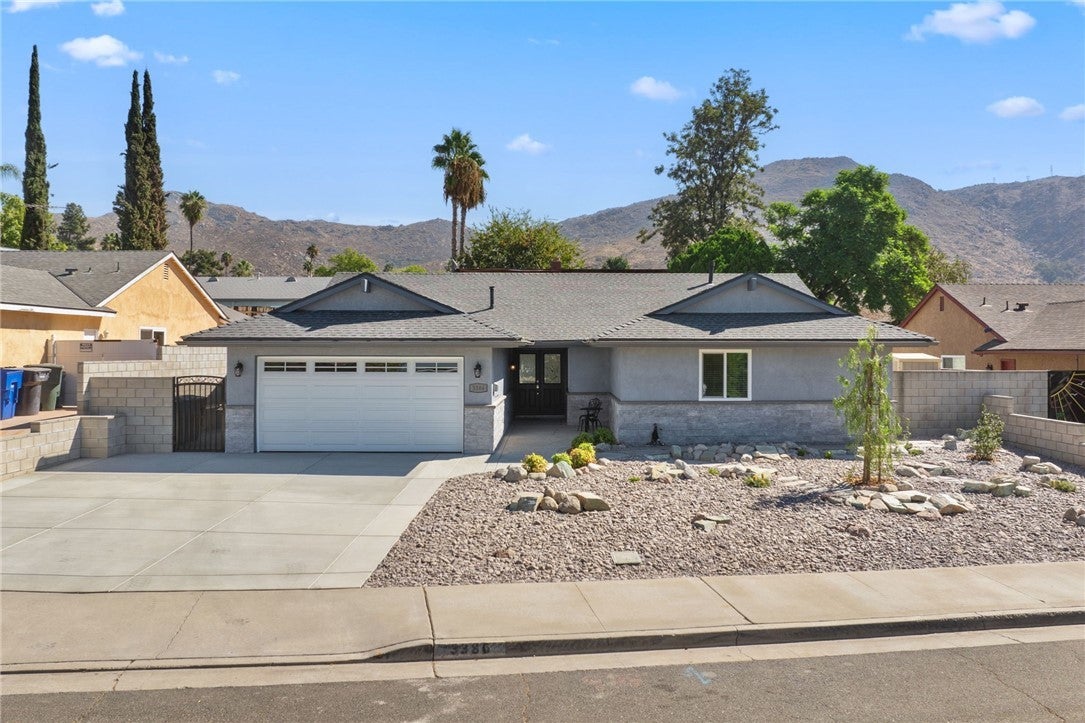 Photo of Listing #OC25159700