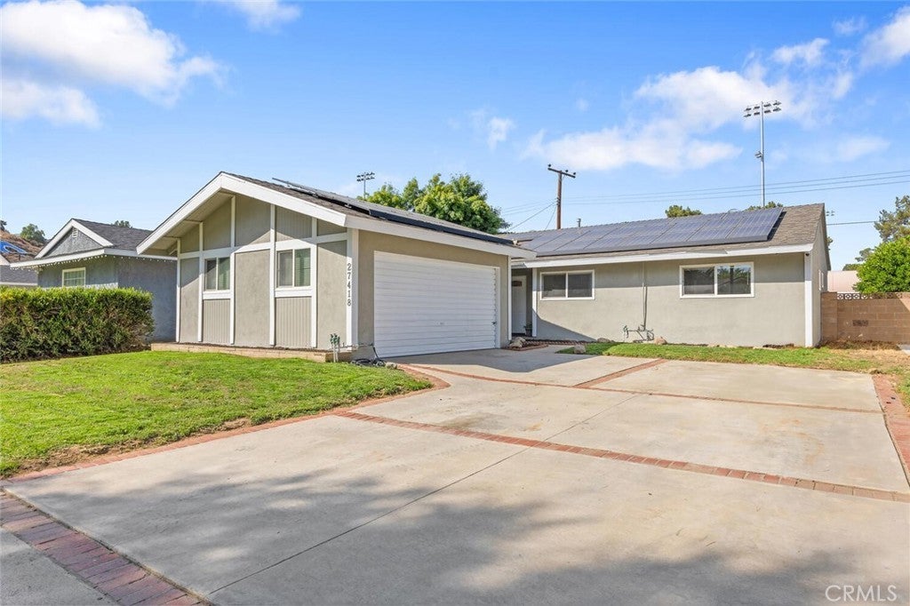 Photo of Listing #SR25158848