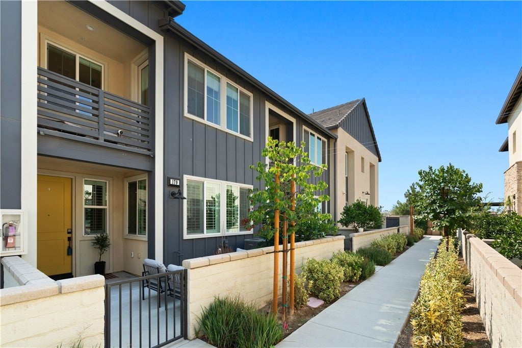 Photo of Listing #OC25155897