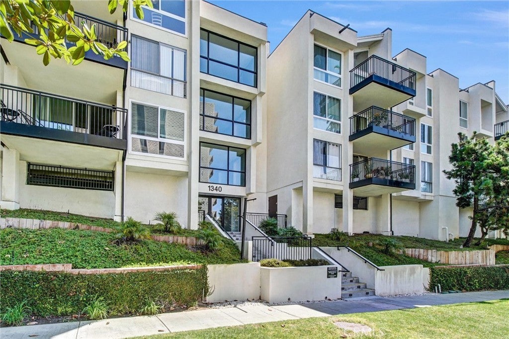 Photo of Listing #OC25160035