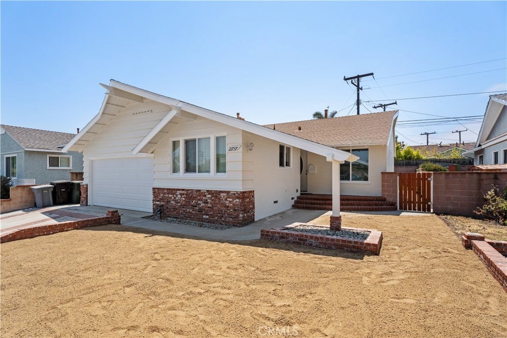 Photo of Listing #SB25140150