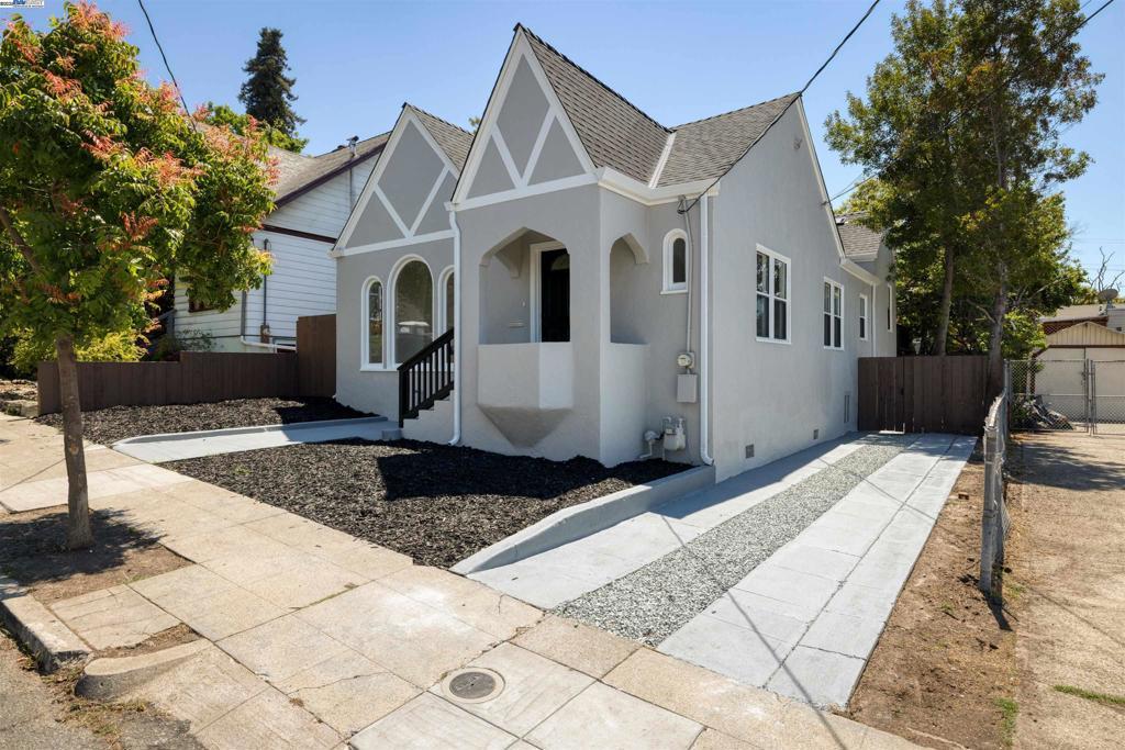 Photo of Listing #41105070