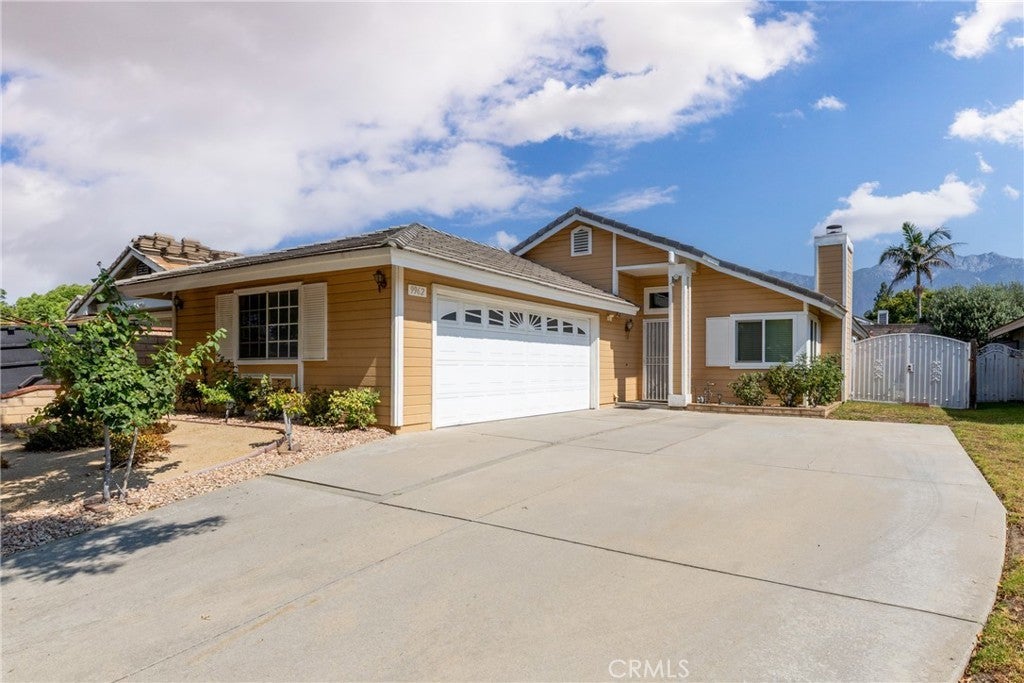 Photo of Listing #CV25157504