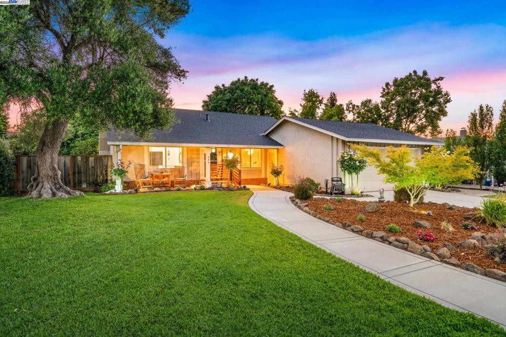 Photo of Listing #41105084