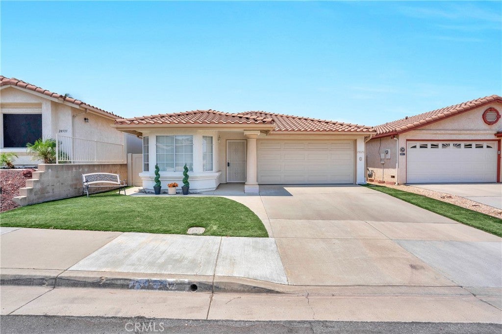 Photo of Listing #IV25149976