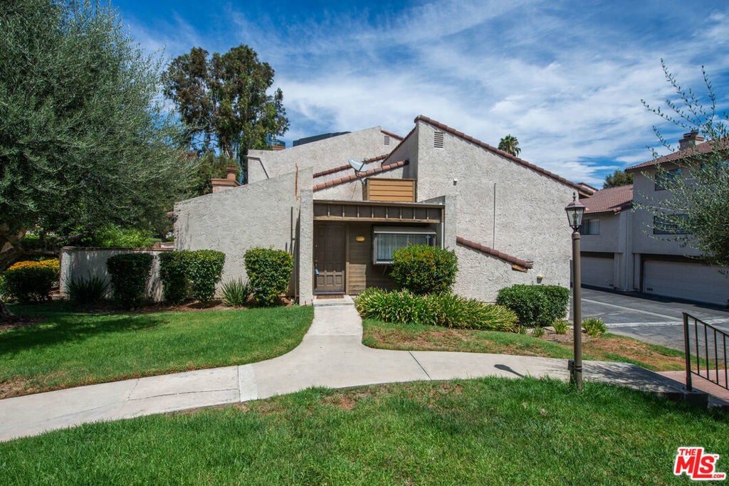 Photo of Listing #25566401