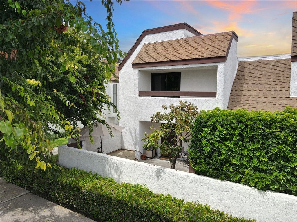 Photo of Listing #DW25157892