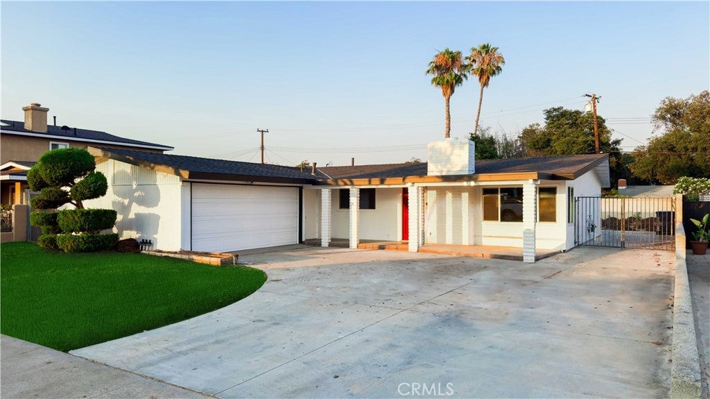 Photo of Listing #IV25160305