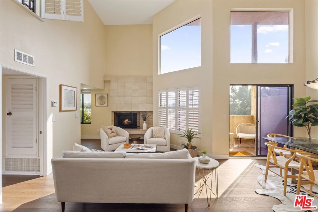 Photo of Listing #25565861