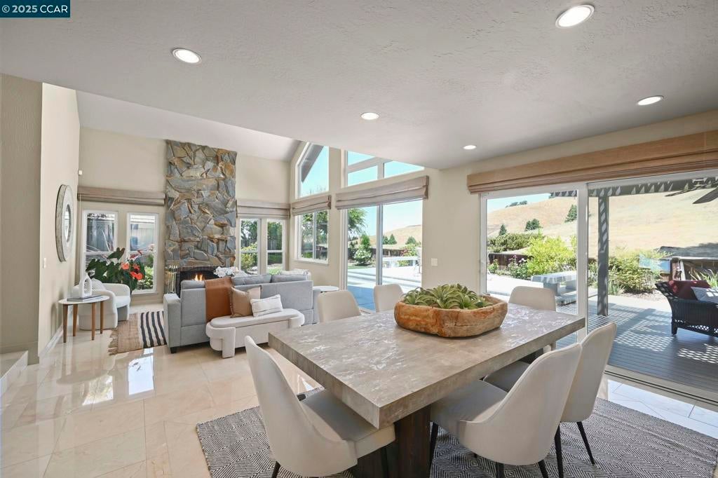 Photo of Listing #41105171