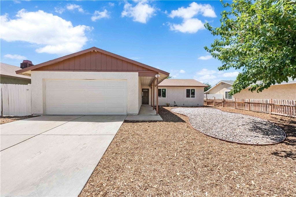 Photo of Listing #SR25161233