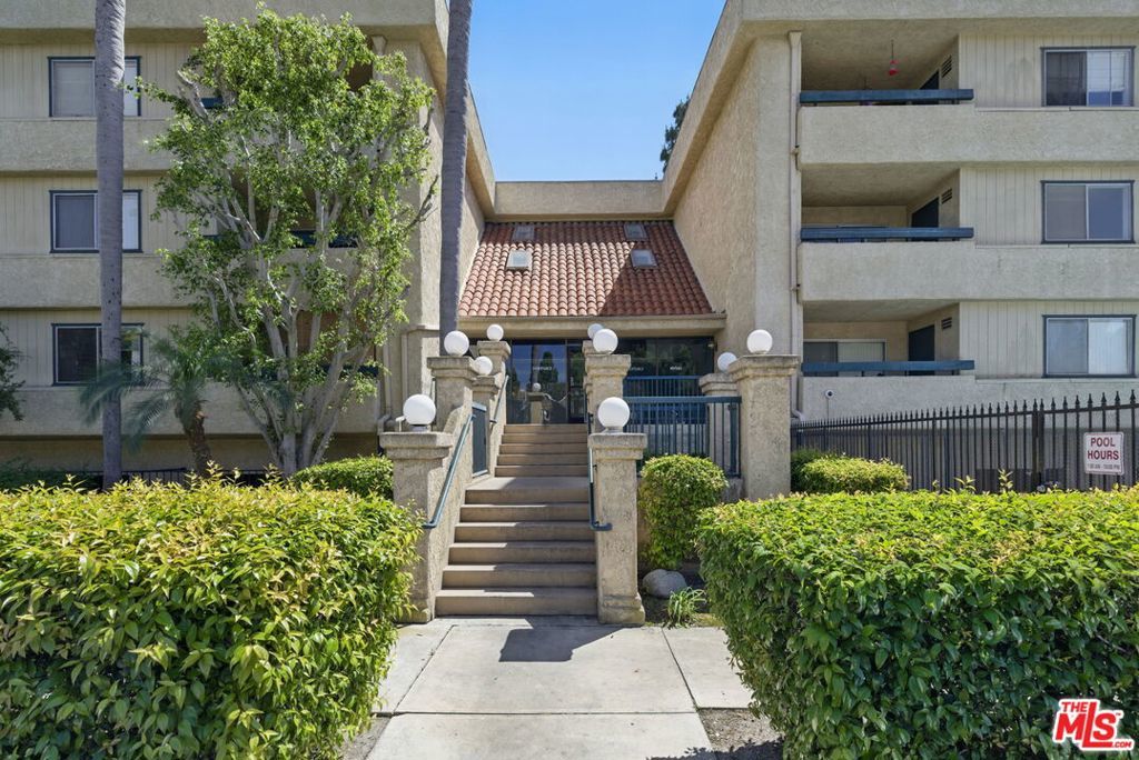 Photo of Listing #25566653