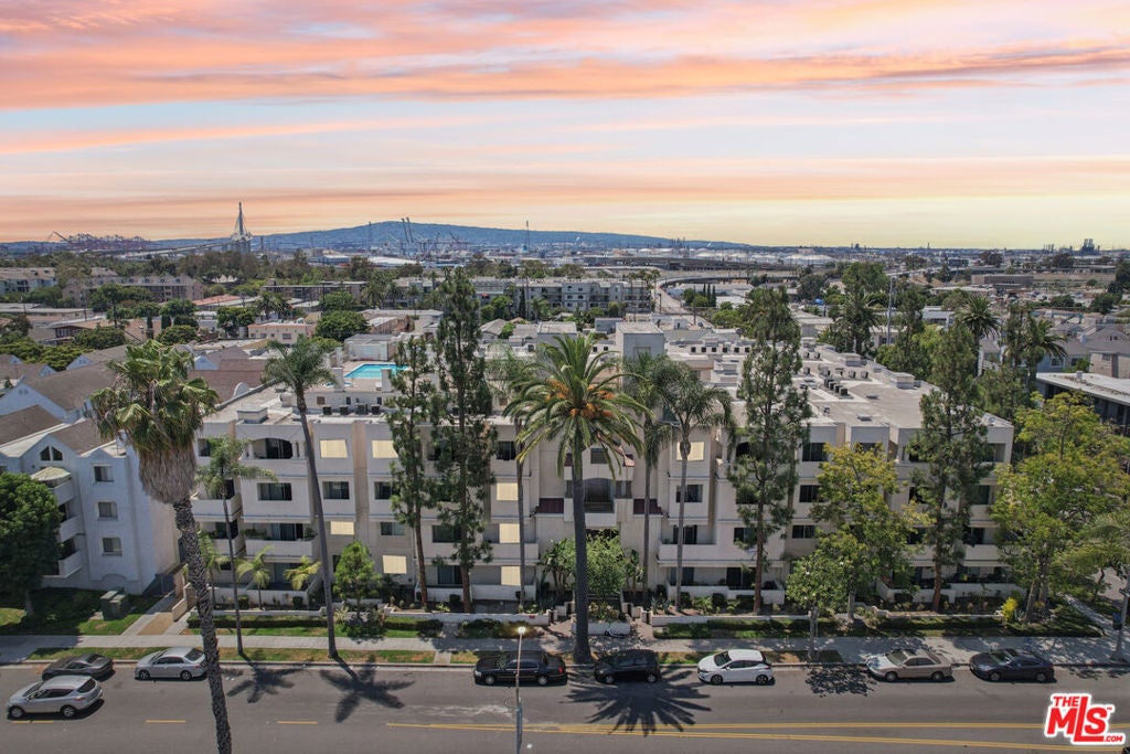 Photo of Listing #25566057