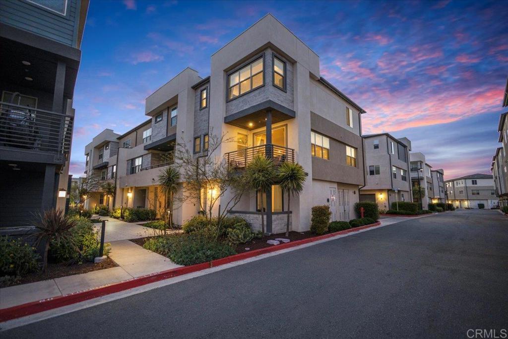 Photo of Listing #PTP2505448