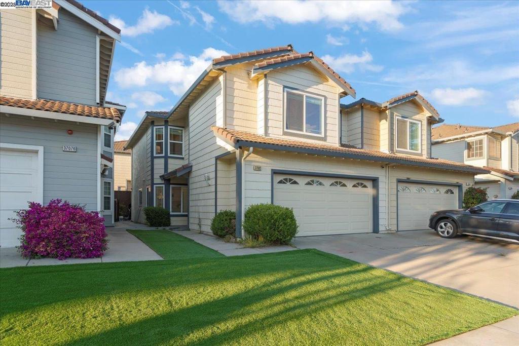 Photo of Listing #41105211