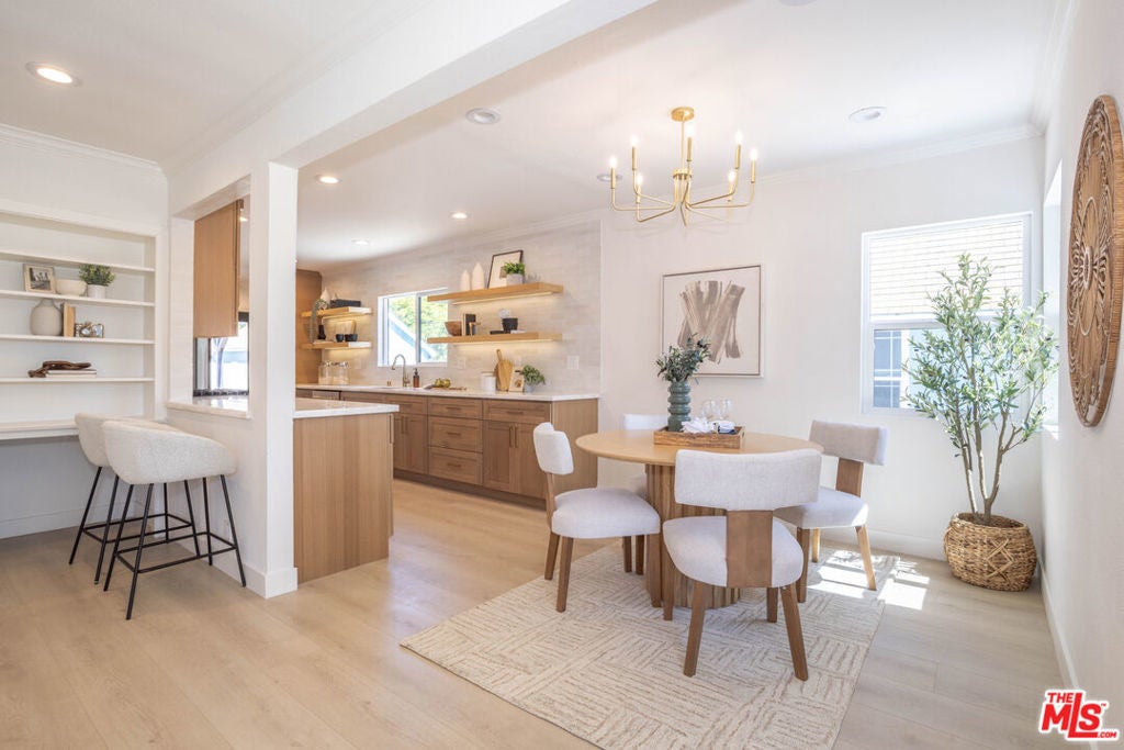 Photo of Listing #25566831