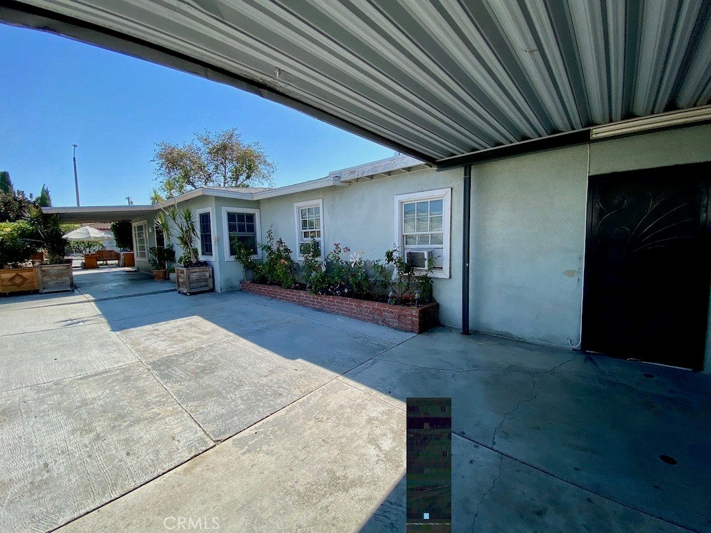 Photo of Listing #SR25161700