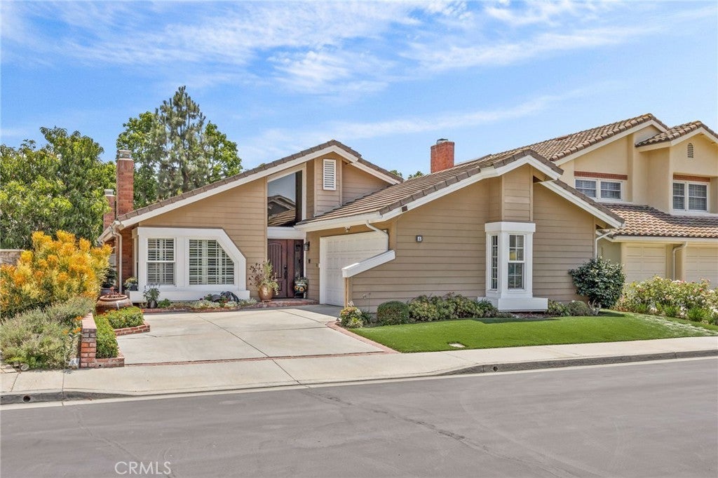 Photo of Listing #OC25161685