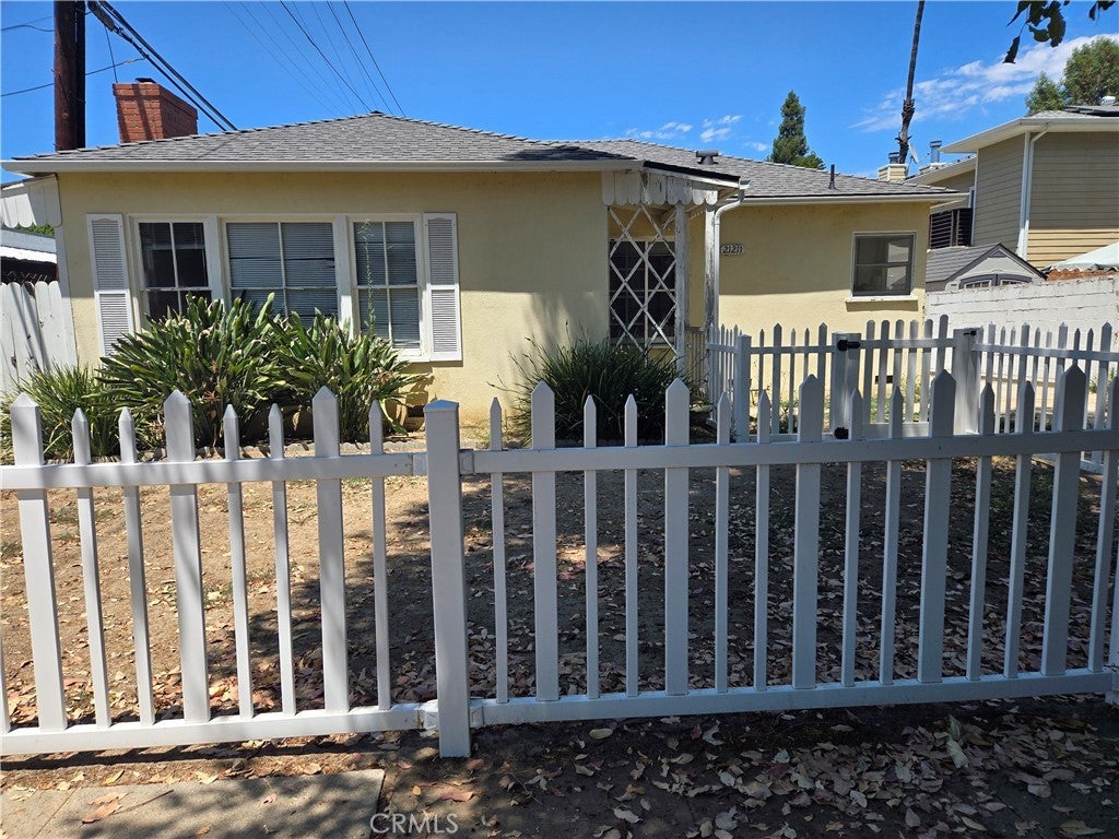 Photo of Listing #SR25160486