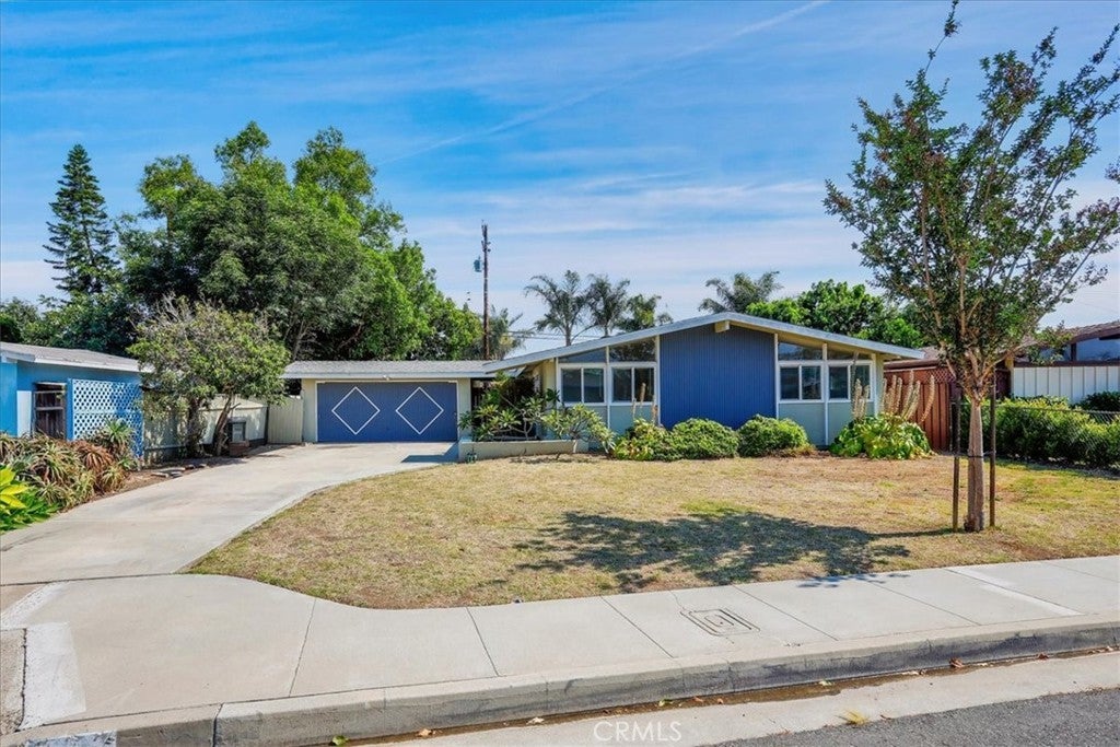 Photo of Listing #PW25160703