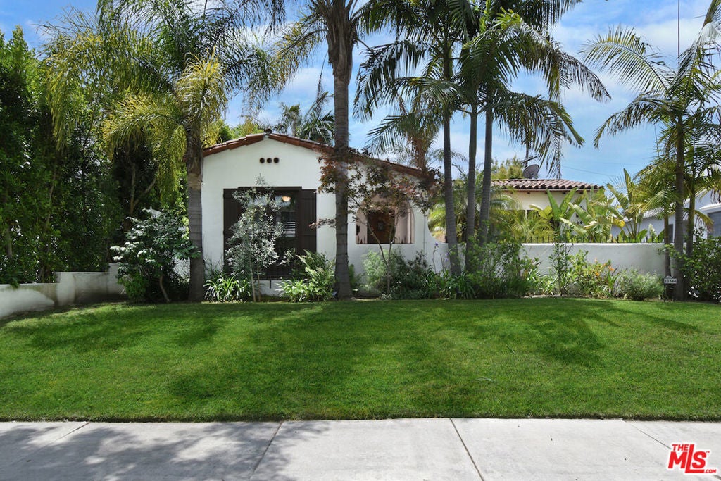 Photo of Listing #25565475