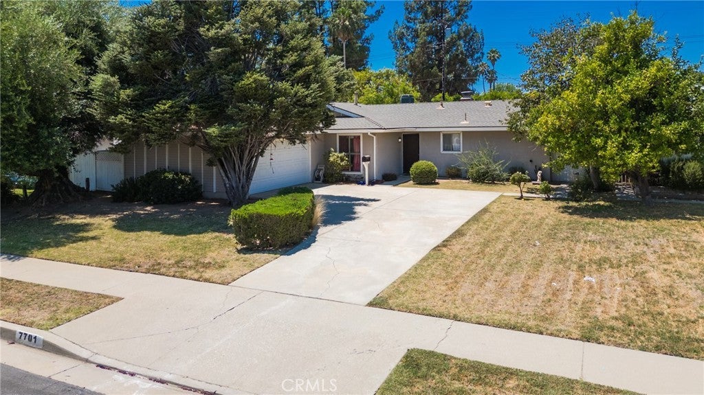 Photo of Listing #SR25160331