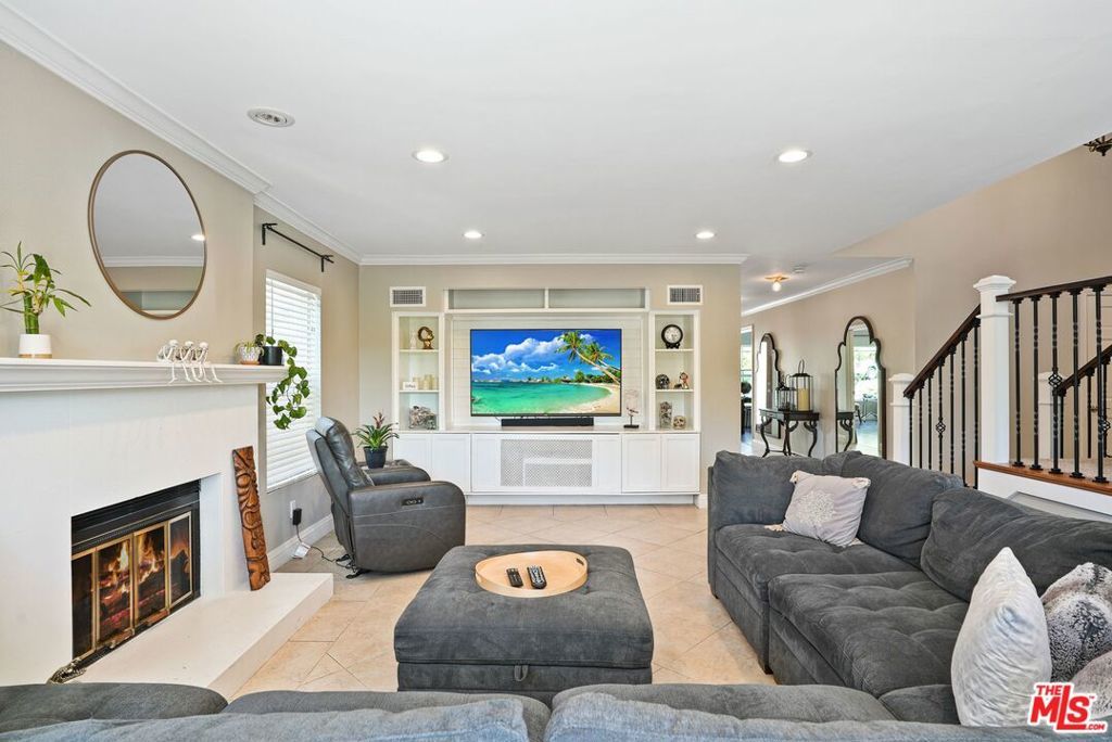 Photo of Listing #25566637