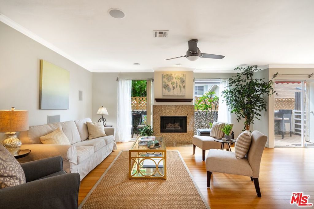 Photo of Listing #25566993