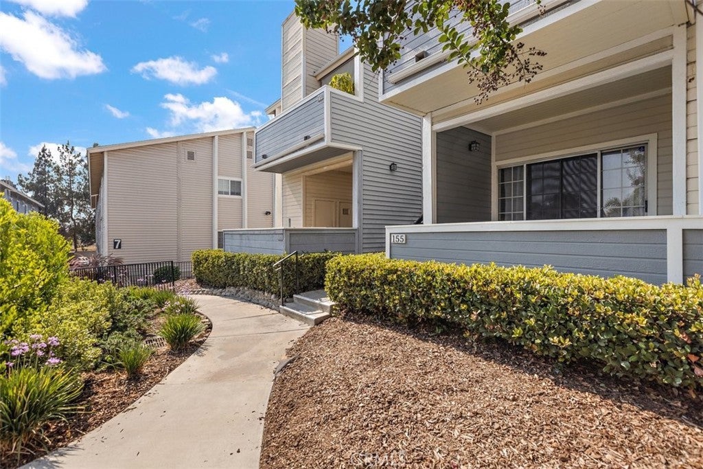 Photo of Listing #DW25160665