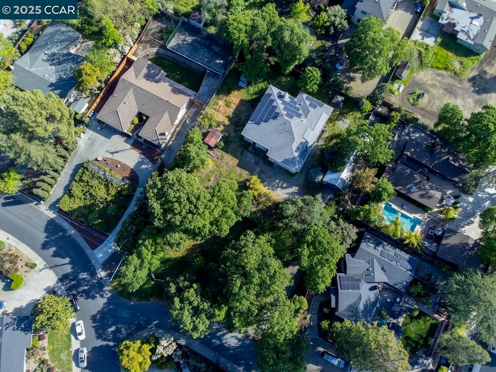 Photo of Listing #41105367