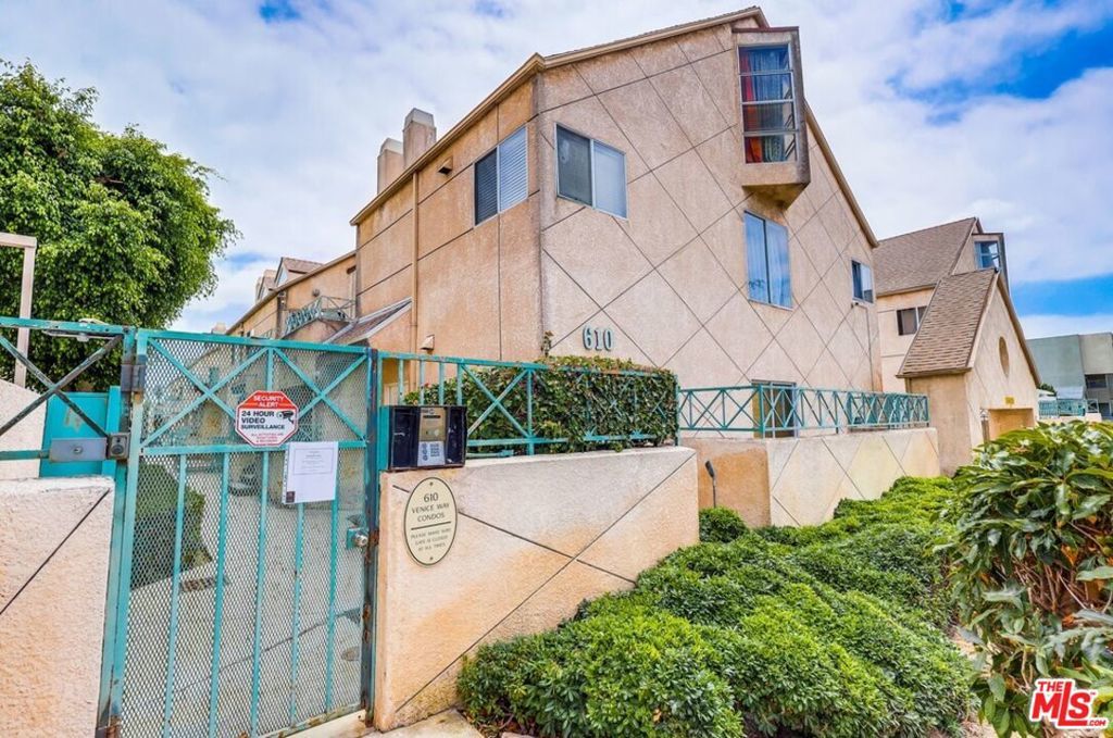 Photo of Listing #25567101