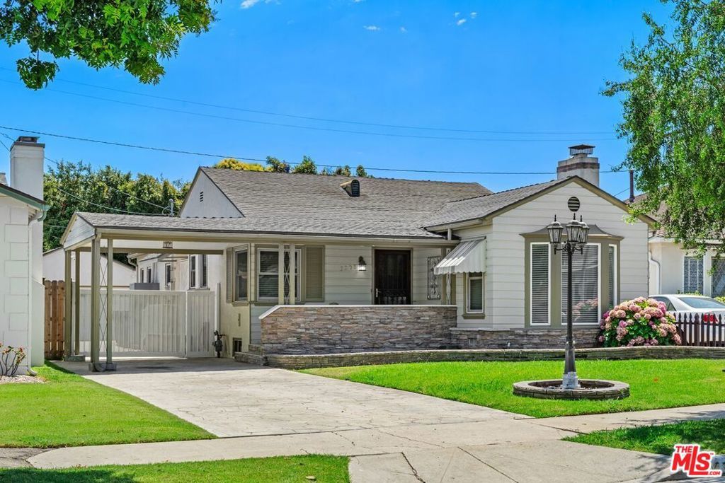 Photo of Listing #25567311