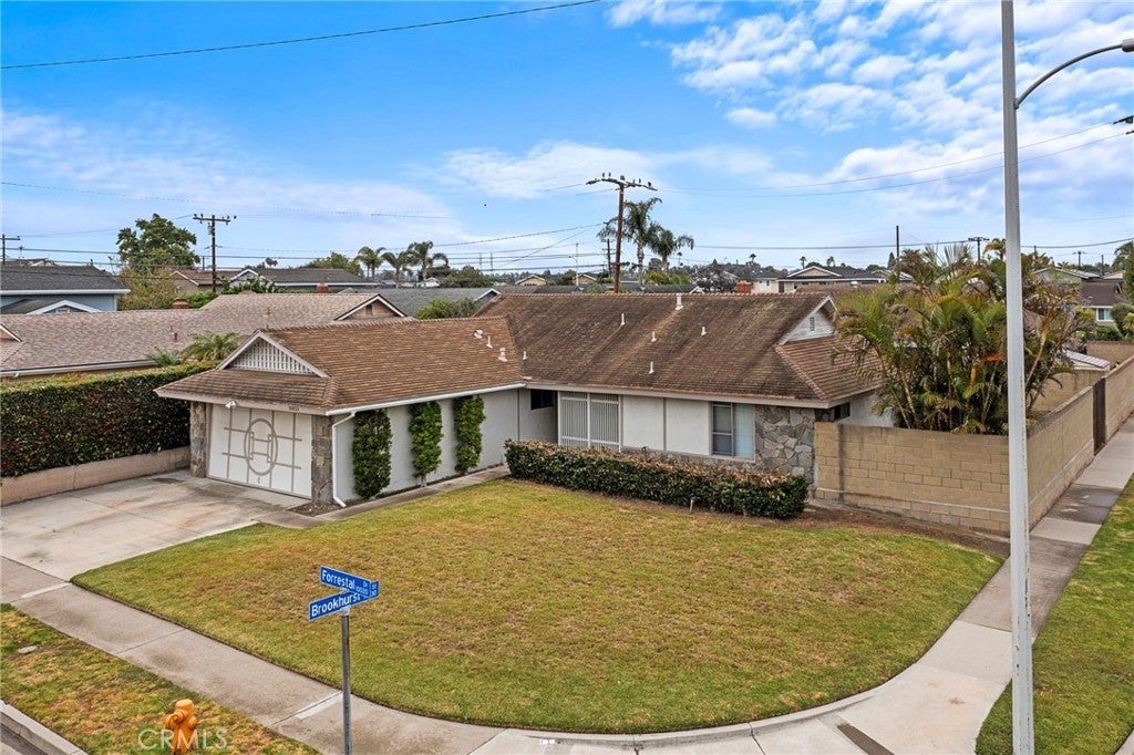 Photo of Listing #NP25151475