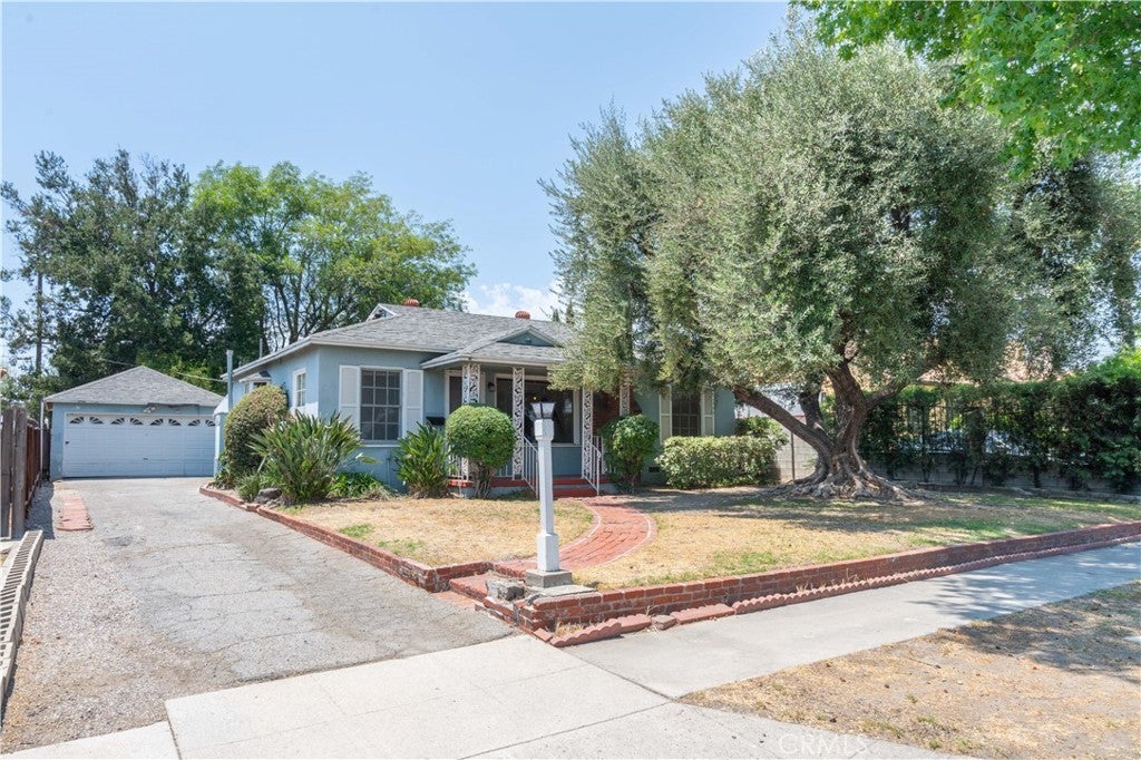 Photo of Listing #SR25163424