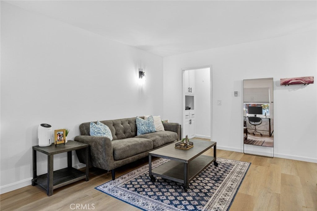 Photo of Listing #NP25163290