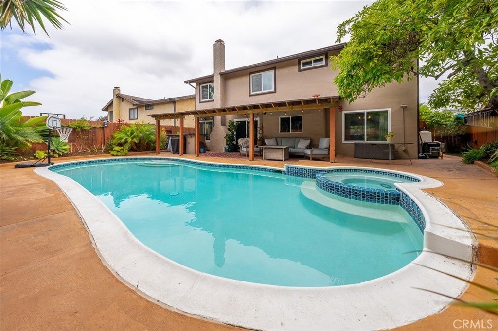 Photo of Listing #SW25163465