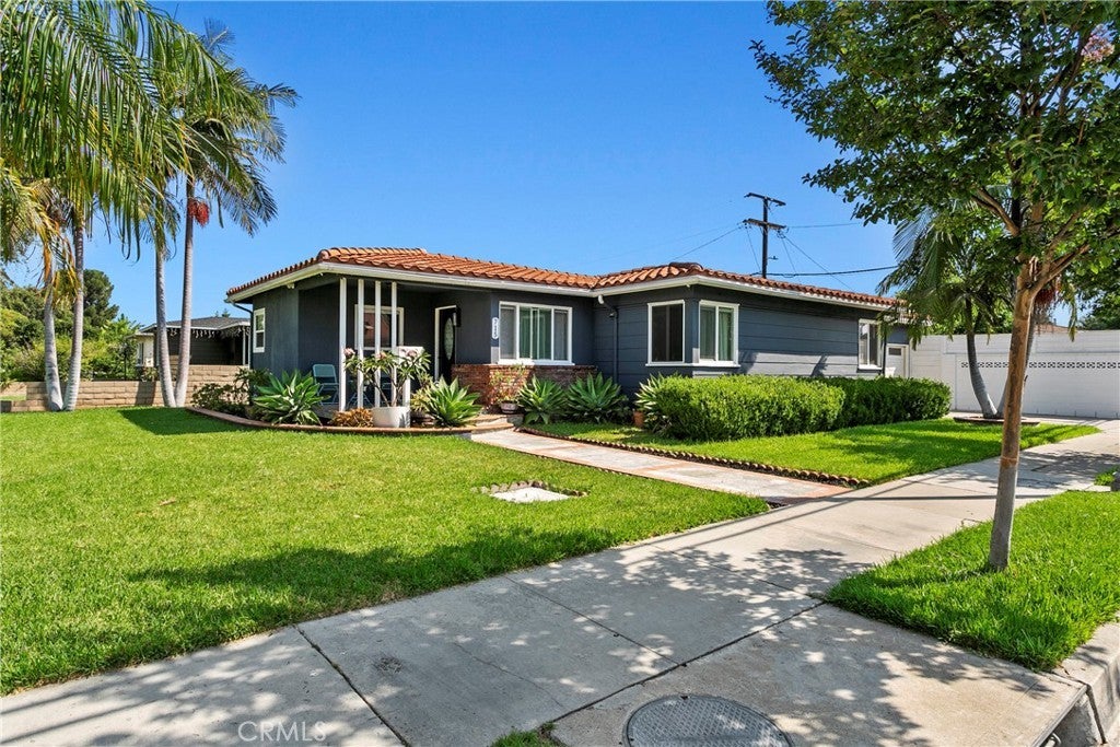 Photo of Listing #PW25163601