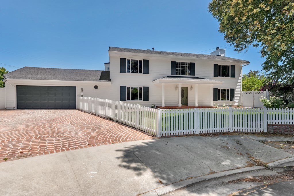 Photo of Listing #SR25163638