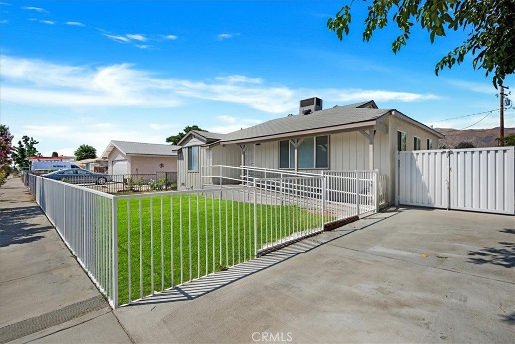 Photo of Listing #PW25163262