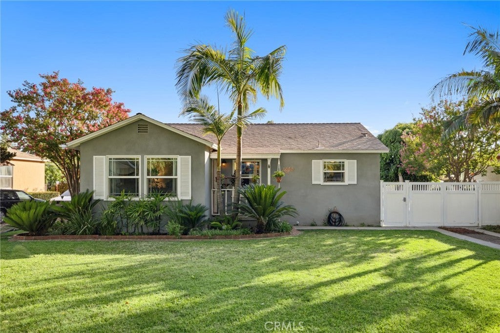 Photo of Listing #IV25163867