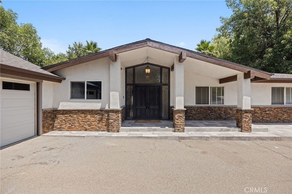 Photo of Listing #SR25160437