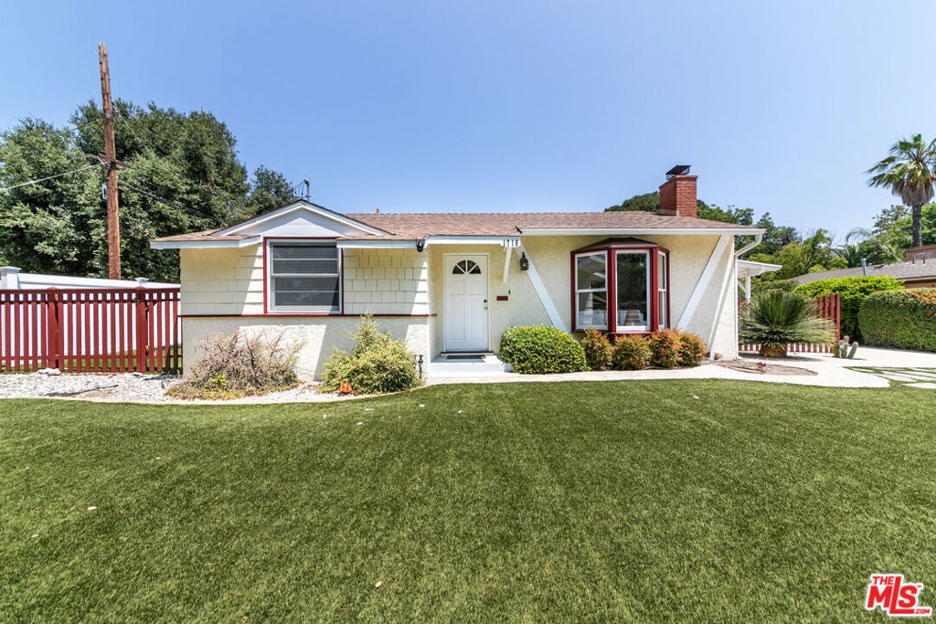 Photo of Listing #25567985