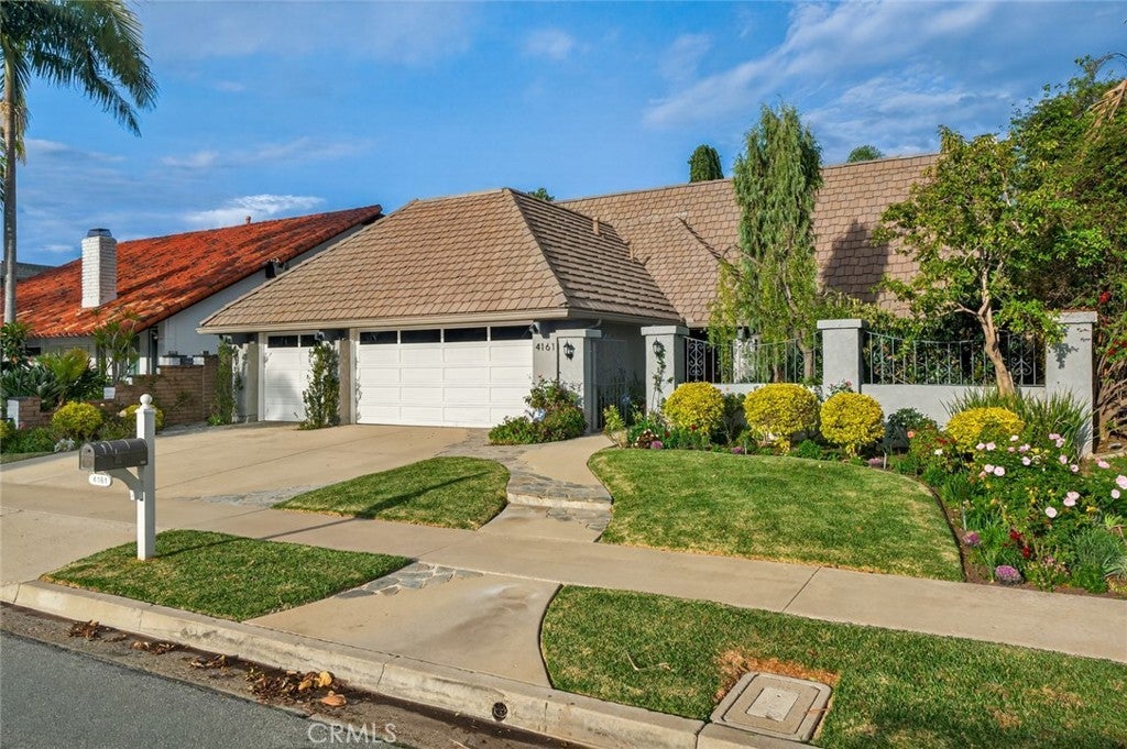 Photo of Listing #OC25163892