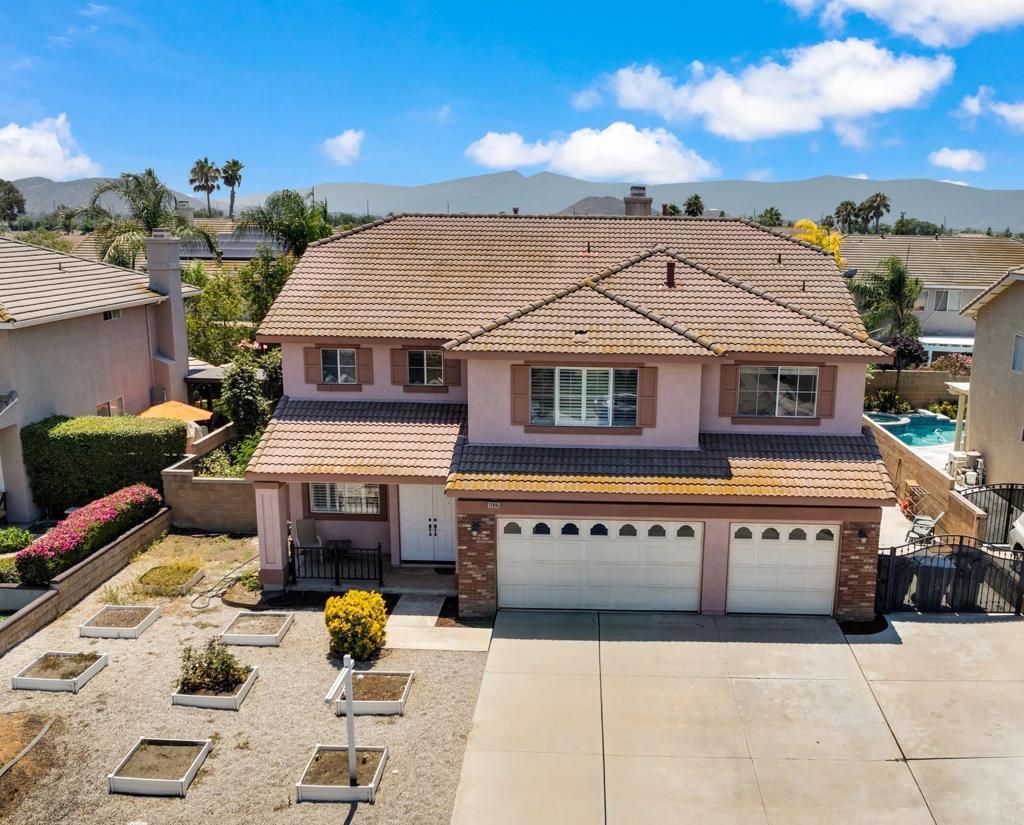 Photo of Listing #PTP2505537