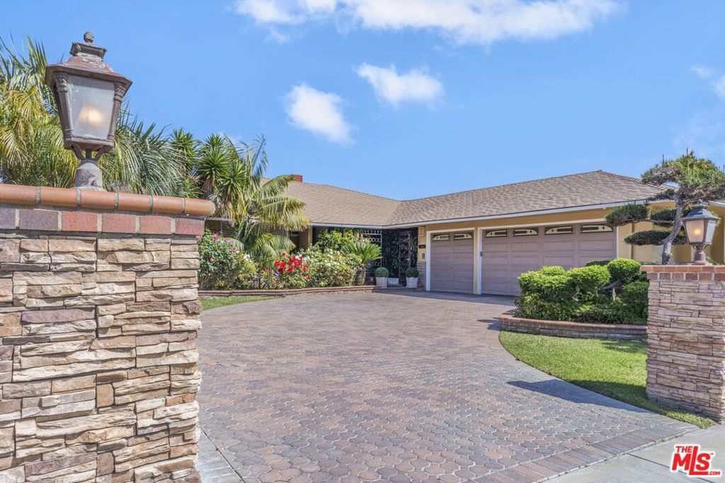 Photo of Listing #25568269