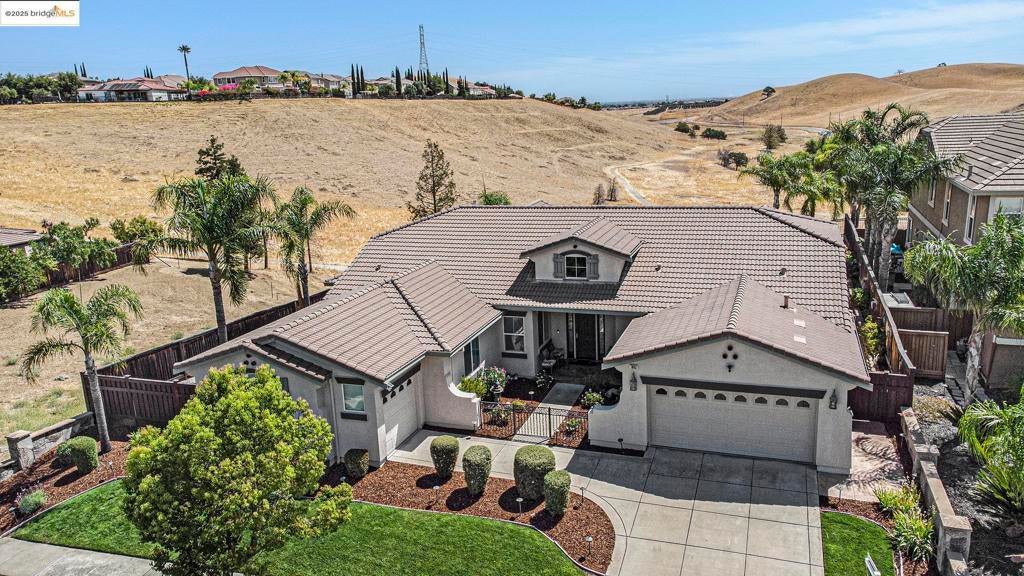 Photo of Listing #41105646