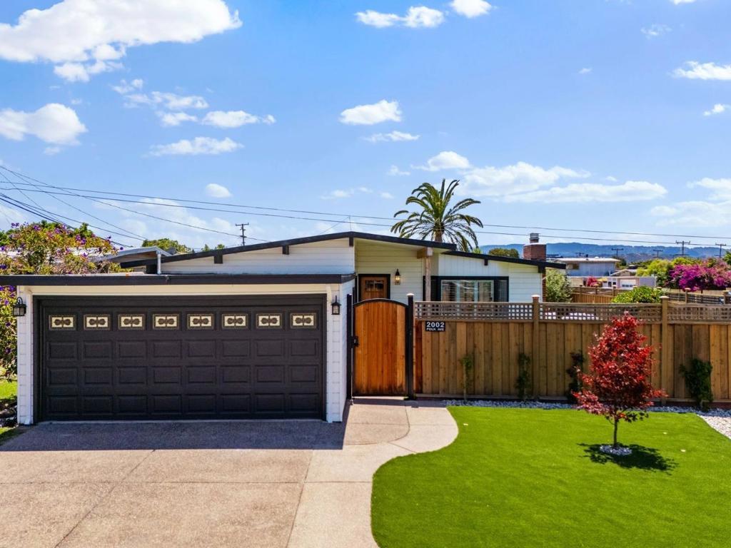 Photo of Listing #ML82015459