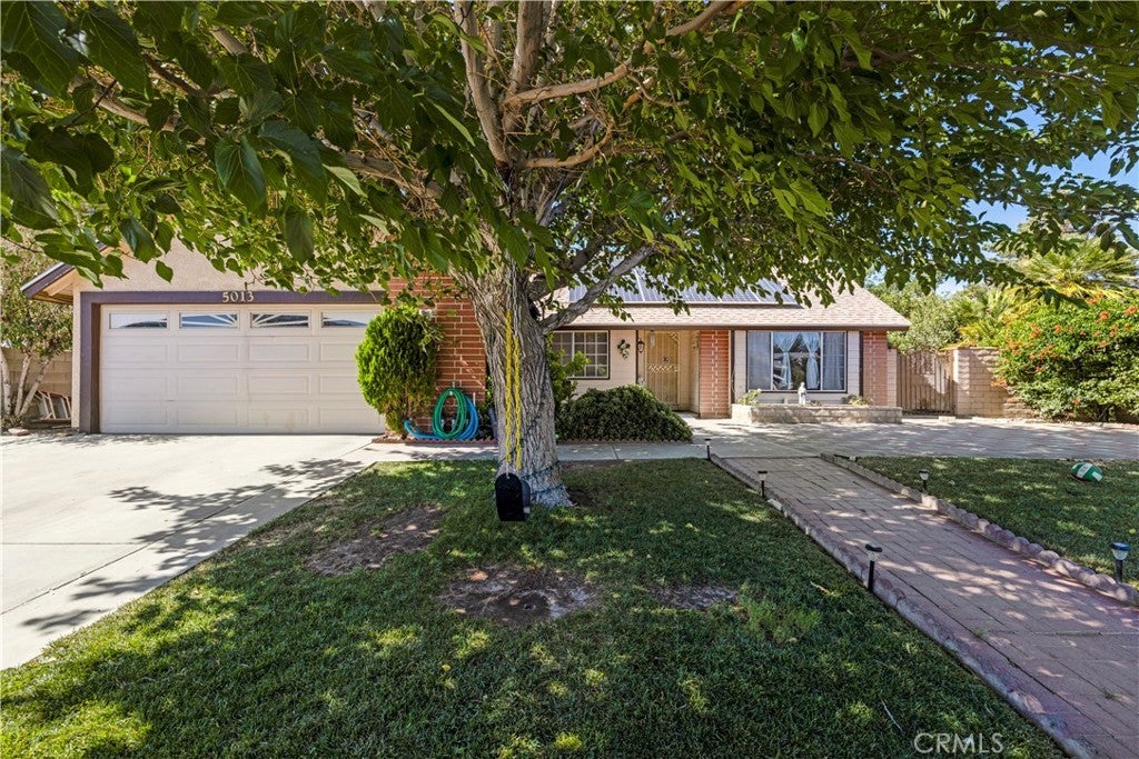 Photo of Listing #SR25164455