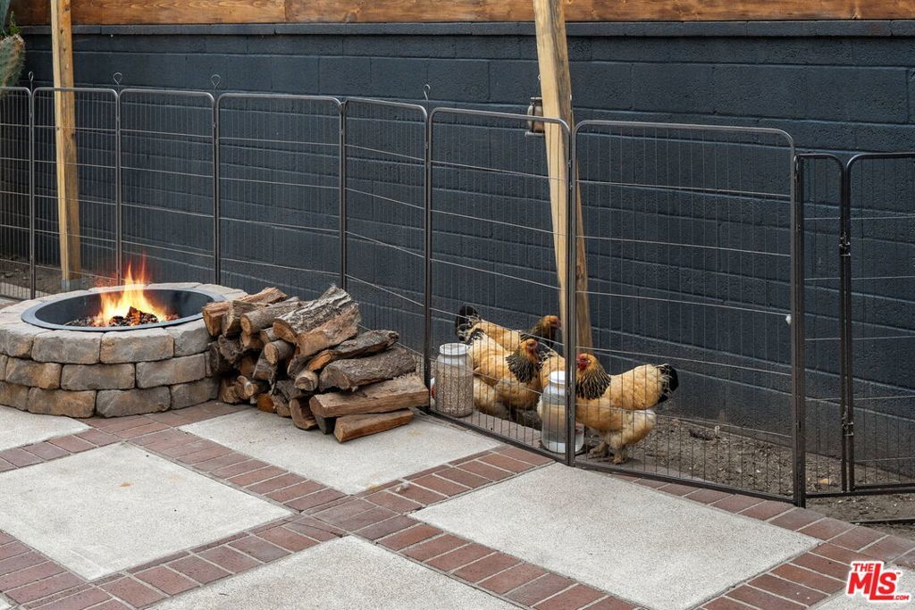 Photo of Listing #25568033